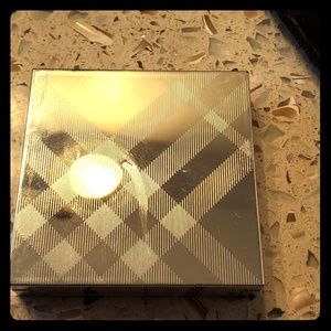 Brand-new limited edition holiday highlighter